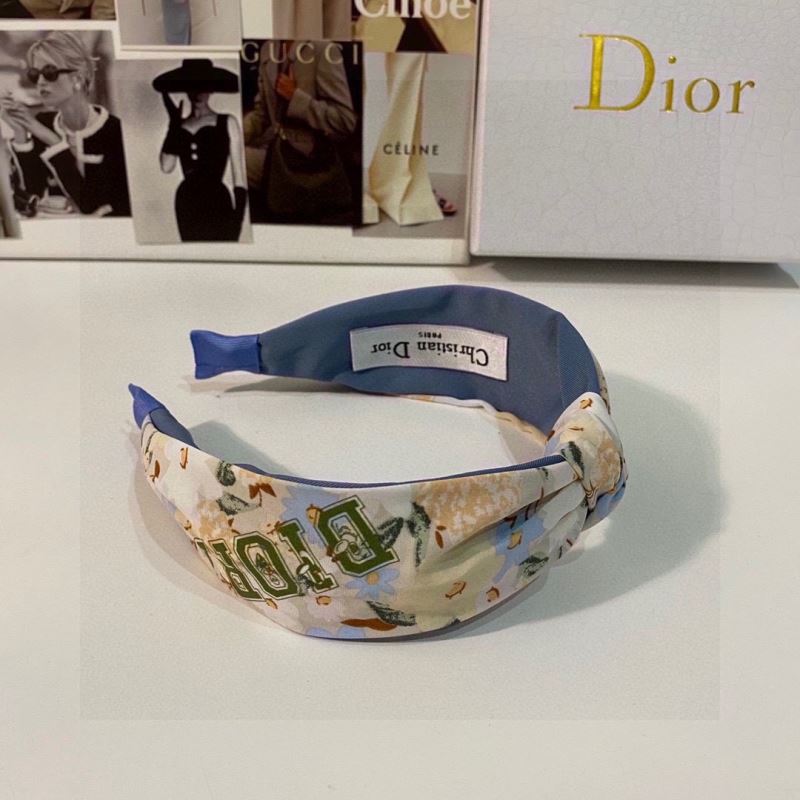 CHRISTIAN DIOR